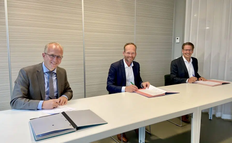 Foto ondertekening voor een warmtenet in Didam